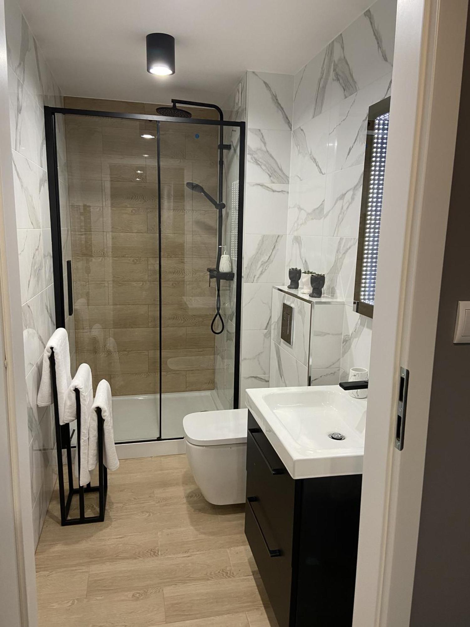Apartment Rose Valley Dwa Zero Szczytna